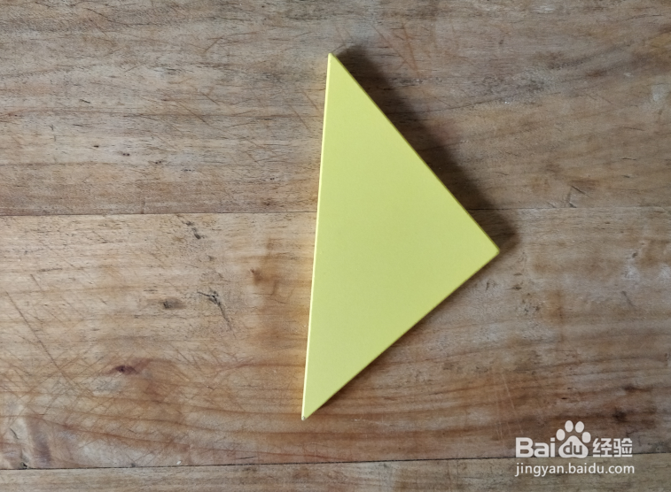 如何用七巧板拼一只抬头吃树叶的羊