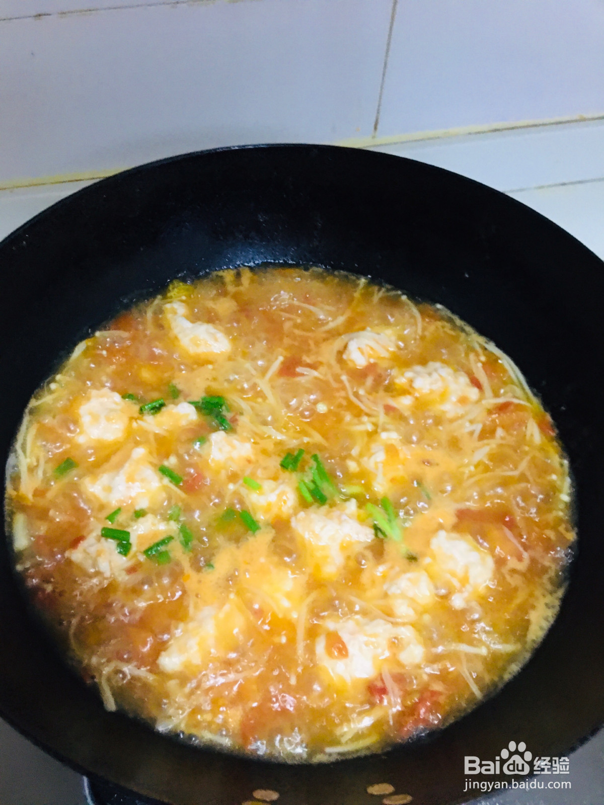 虾滑番茄菌菇汤的做法