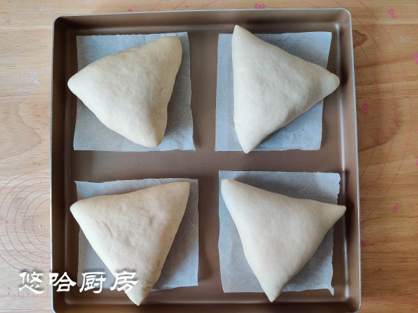 紫薯魔法三角软欧包