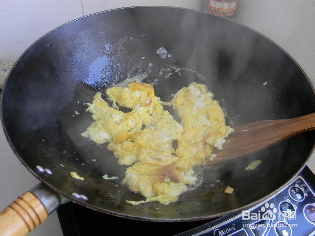 家常小炒——鸡蛋炒尖椒