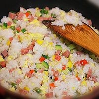 如何做出好吃的火腿炒饭？