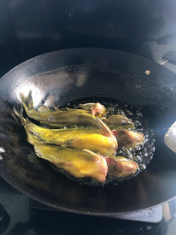 湖南黄鸭叫鱼粉