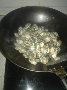 炒蛤蜊的做法