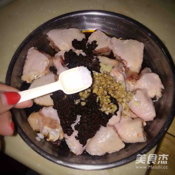豆豉蒸鸡翅的做法