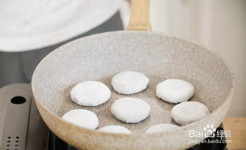 外脆内软的快手薯饼怎么做