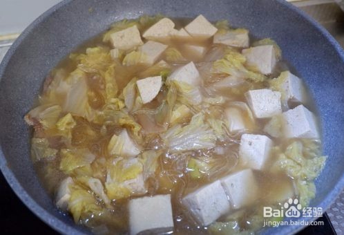 五花肉炖白菜冻豆腐怎么做好吃？