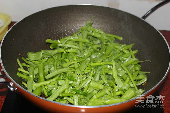 豆豉炒通菜的做法
