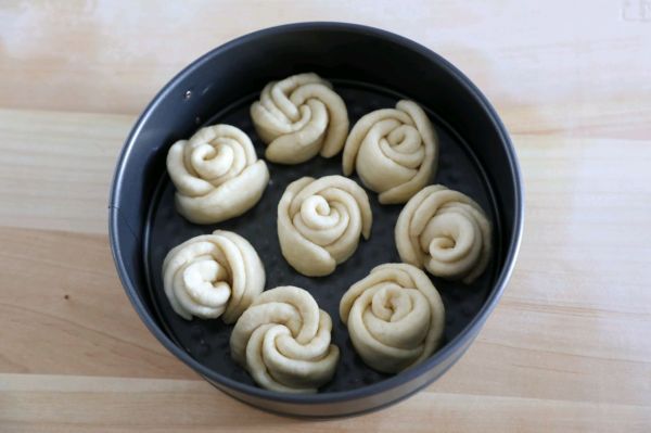 淡奶油玫瑰花面包