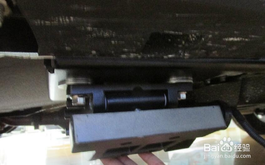 吉利博越脚踏板怎么安装