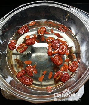 大枣桂圆枸杞煮水有什么功能