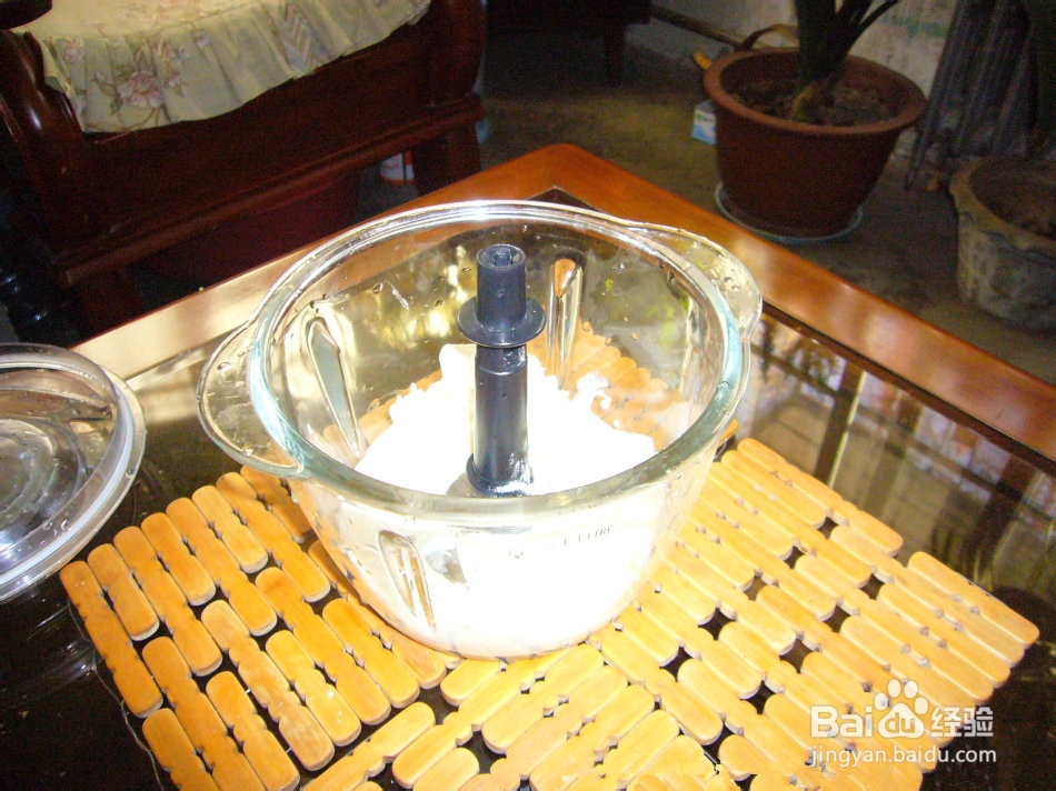 用简便的方法做轻乳酪蛋糕