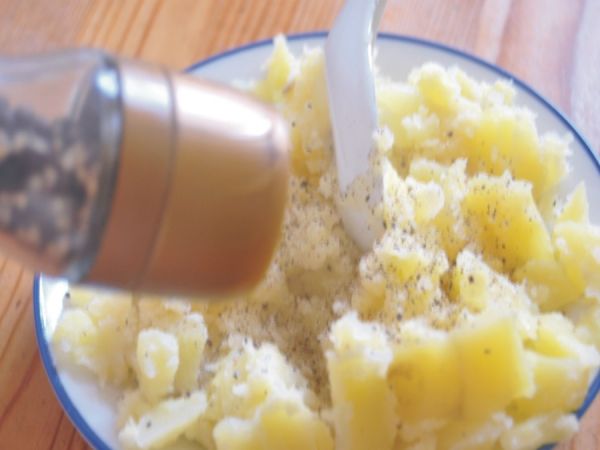 盐煎鸡翅土豆球