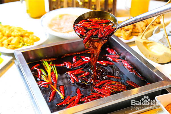 开连锁火锅店需要准备哪些设备？硬件设施不能少