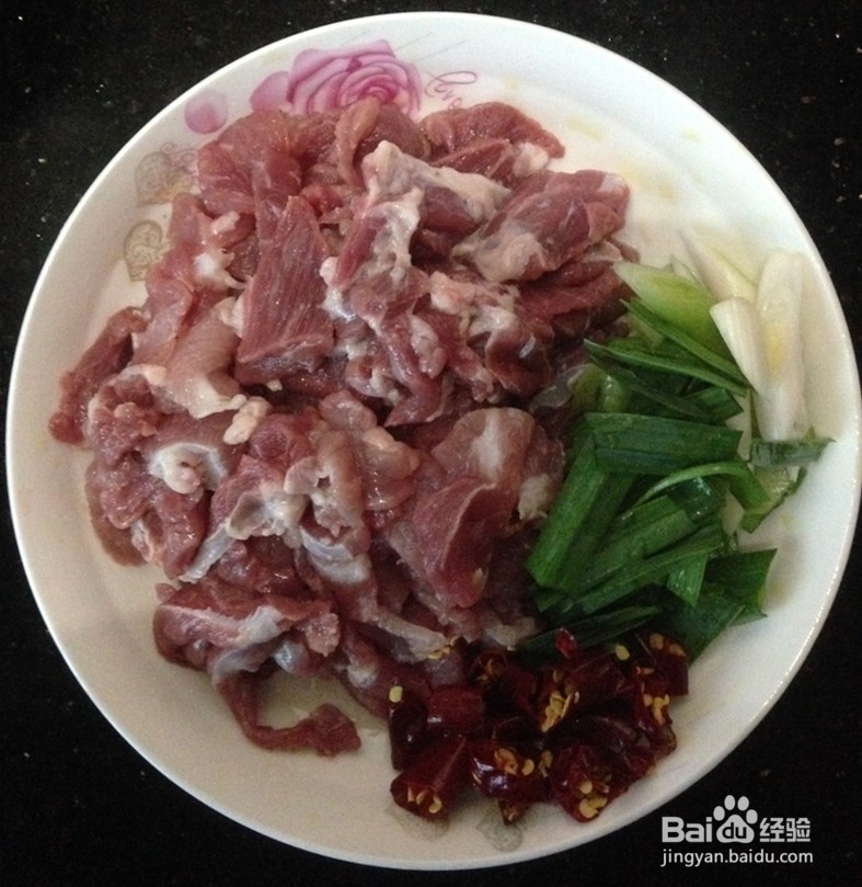 湖南湘西家常菜：淀粉粑粑炒肉片