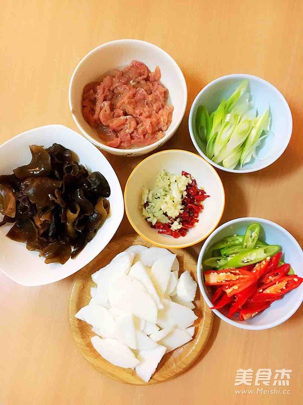 山药木耳炒肉片