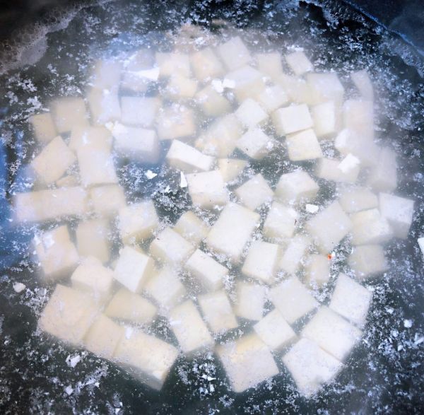 腊肠豆腐时蔬丸