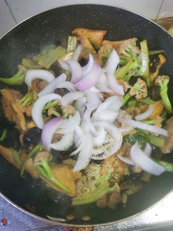 干锅千叶豆腐花菜