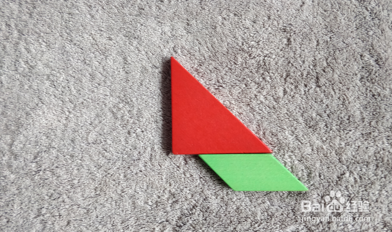 饥饿疲惫的鸟儿用七巧板怎么拼？