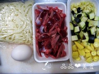 中西合璧——蒜香鸡胗炒乌冬