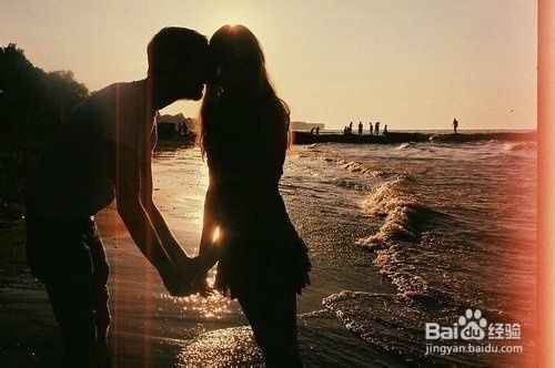 怎样表白才能更能感动她？