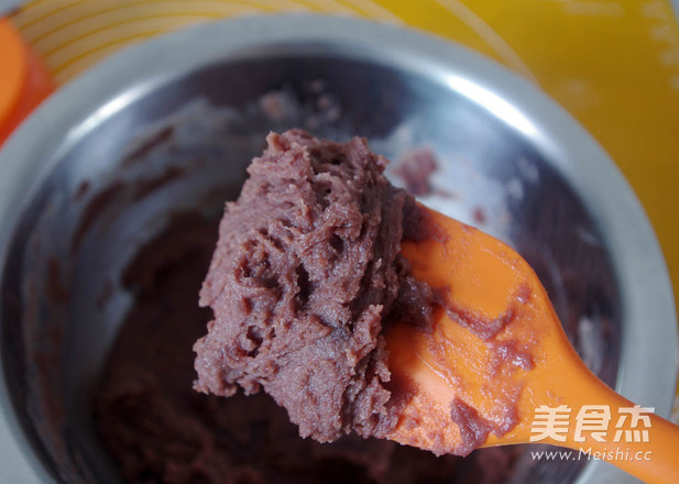 豆沙面包卷的做法