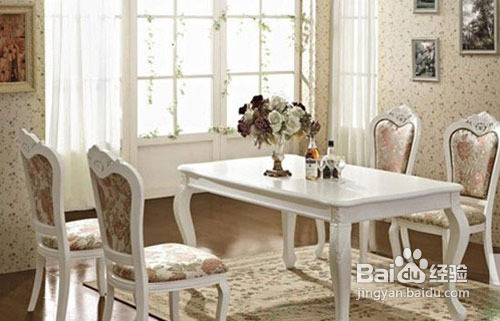 初春田园客厅布置方案