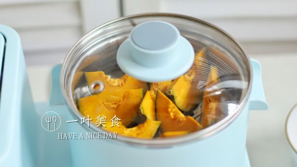 酒酿南瓜糯米丸子