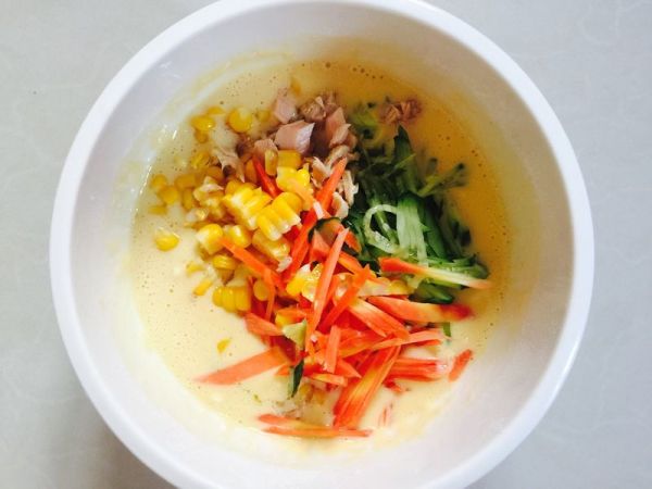 彩蔬金枪鱼蛋饼