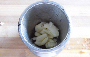 藤椒百味鸡的做法