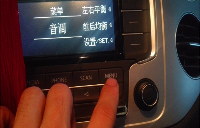 如何将音乐导入车载