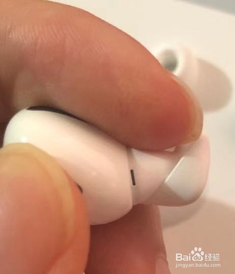更换Airpods Pro耳塞橡胶圈的方法
