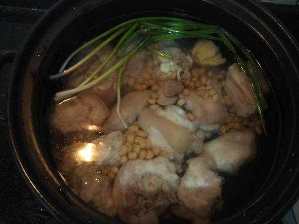 猪蹄黄豆汤的怎么做