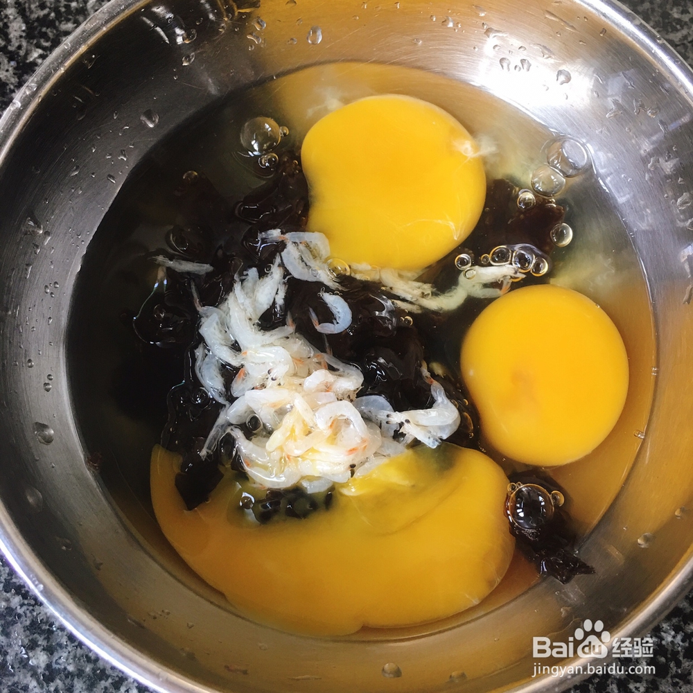 小孩子超喜欢的紫菜虾皮鸡蛋饼