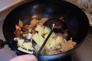 红烧鸡块的做法