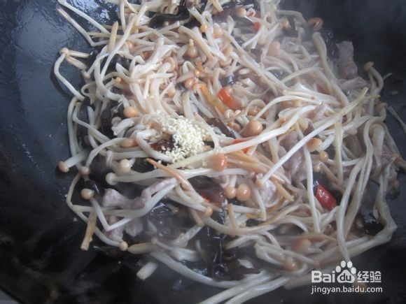 金针菇黑木耳炒肉丝