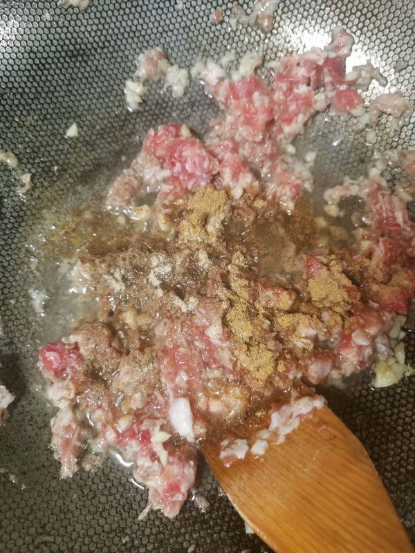 酸菜豆腐粉条大包子