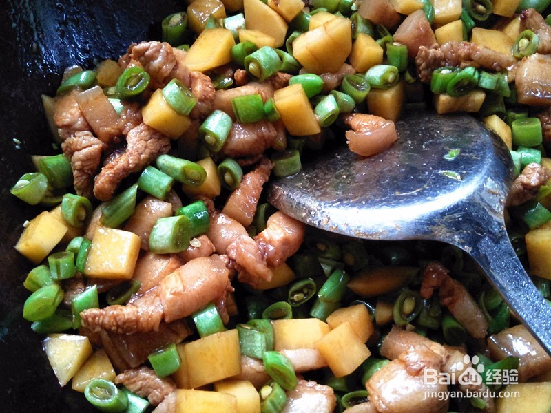 豆角焖饭的做法