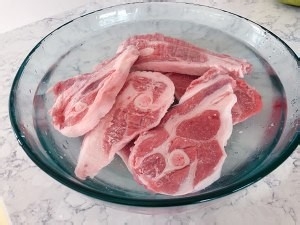 清炖羊肉汤的做法