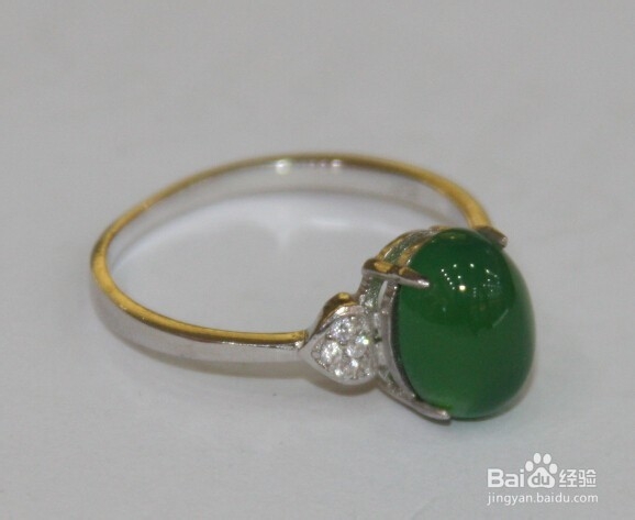 如何使用PS去除珠宝图片中的黄色