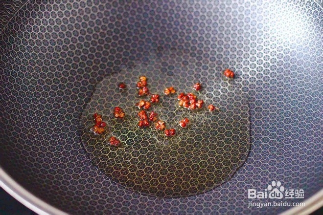 怎么样做美味的黄花菜炒猪肉