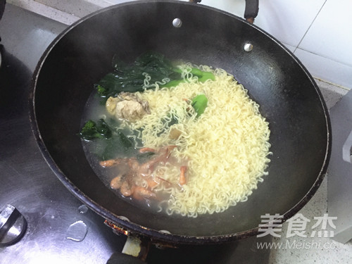 河虾鸡汤方便面