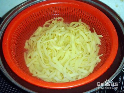 炸酱面之---京酱肉丝面