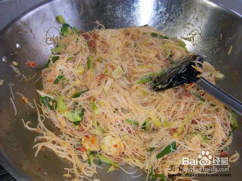 家常面条我的午餐~~综合小炒米粉