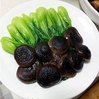 清新简单烧汁香菇香菜