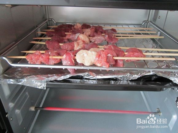 如何制作烤羊肉串