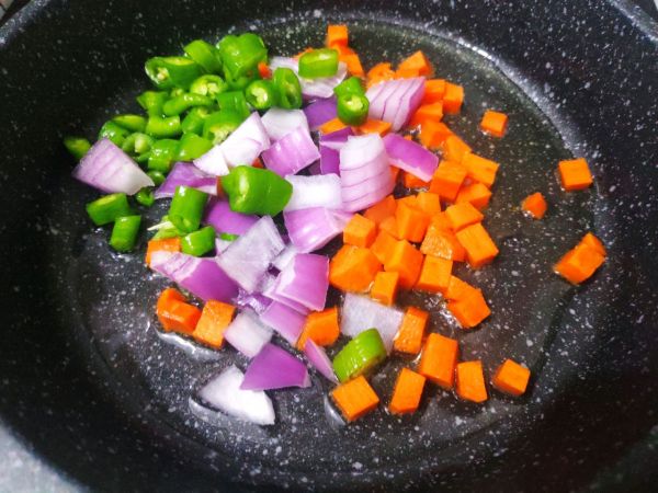 自创干脆面炒馒头