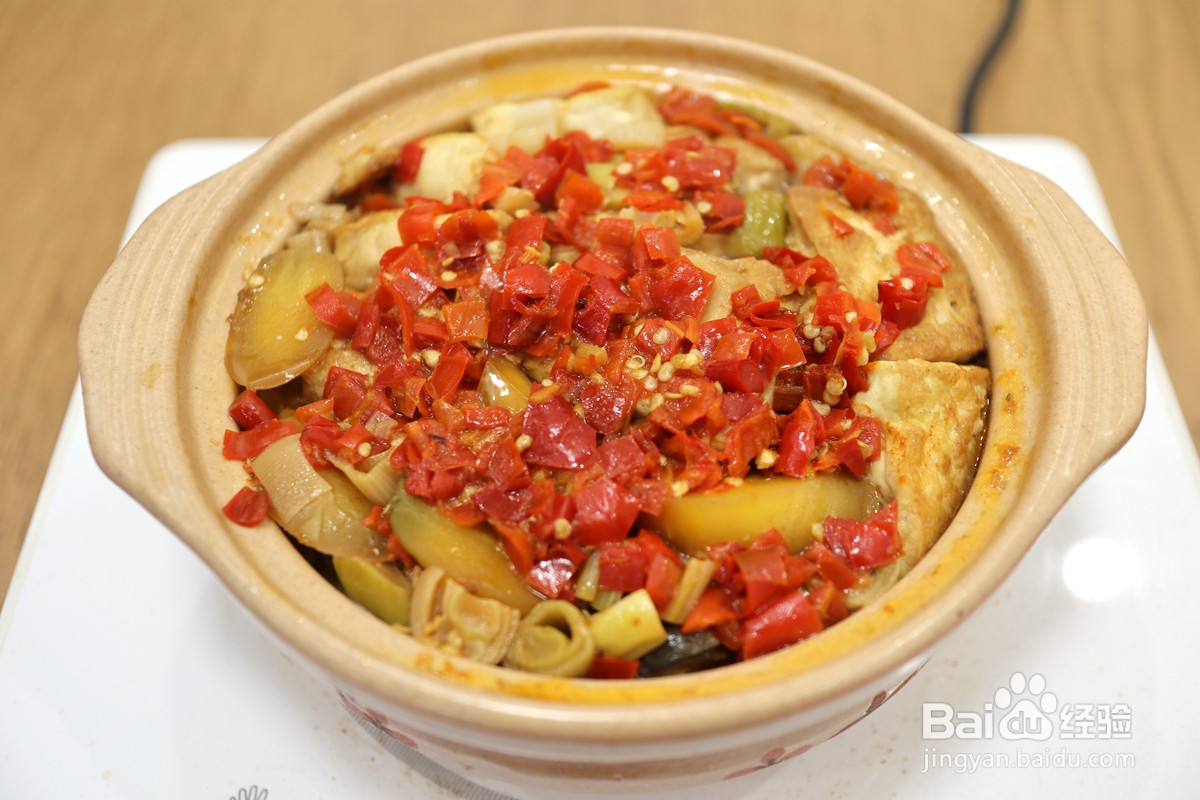 鲅鱼干豆腐煲的做法