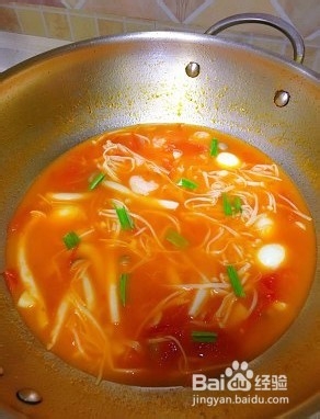 美容又养颜的番茄三鲜汤