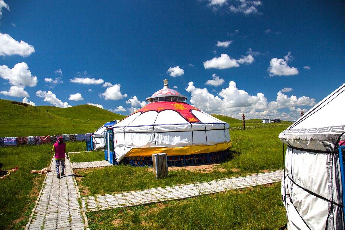 内蒙的人~~他们一般说什么语言