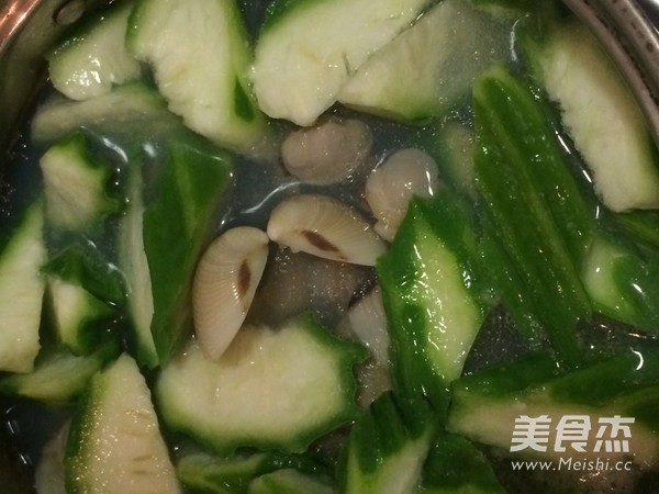 白贝丝瓜汤的做法